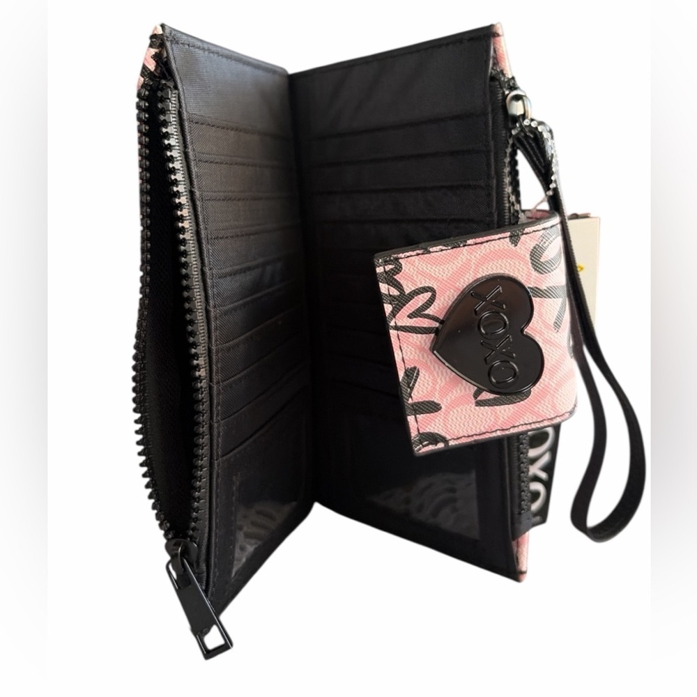 XOXO Pink and Black Patterned Wristlet - Picture 3 of 3